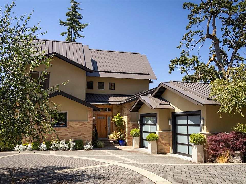 1st image of 849 Dunsmuir Rd #1