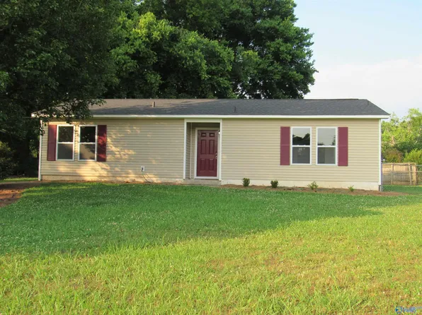 14027 Hurstland Dr SW, Huntsville, AL 35803