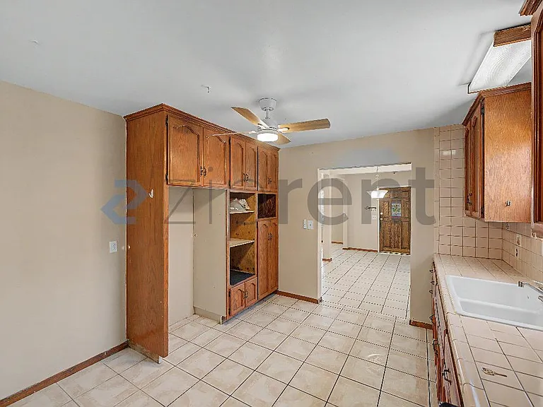 4417 Deland Ave — Photo 10