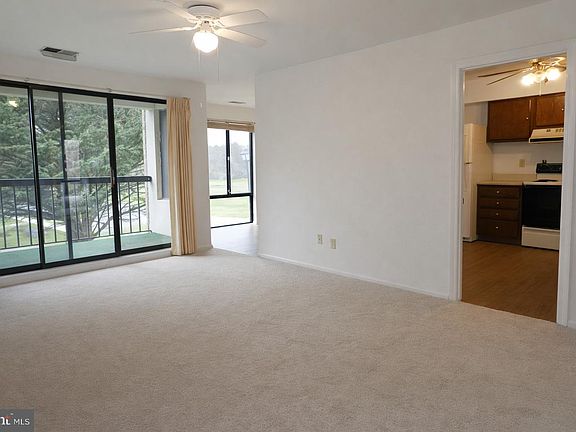 2nd image of 1034 Brinker Dr APT 202