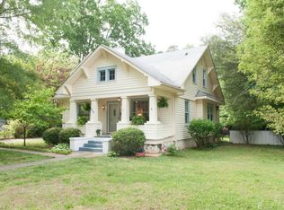 2514 Sherwood St, Greensboro, NC 27403