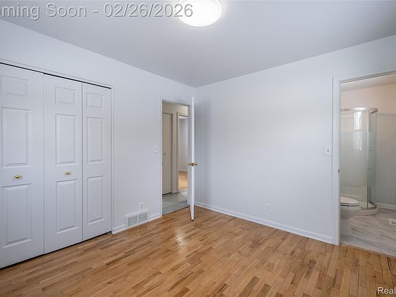 5th image of 5366 N Georgetown Rd