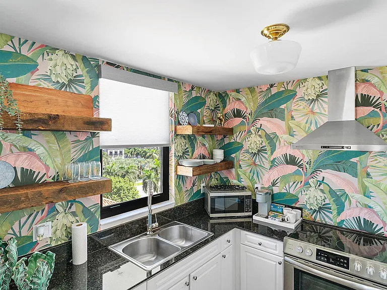 651 Okeechobee Blvd #612 — Photo 11