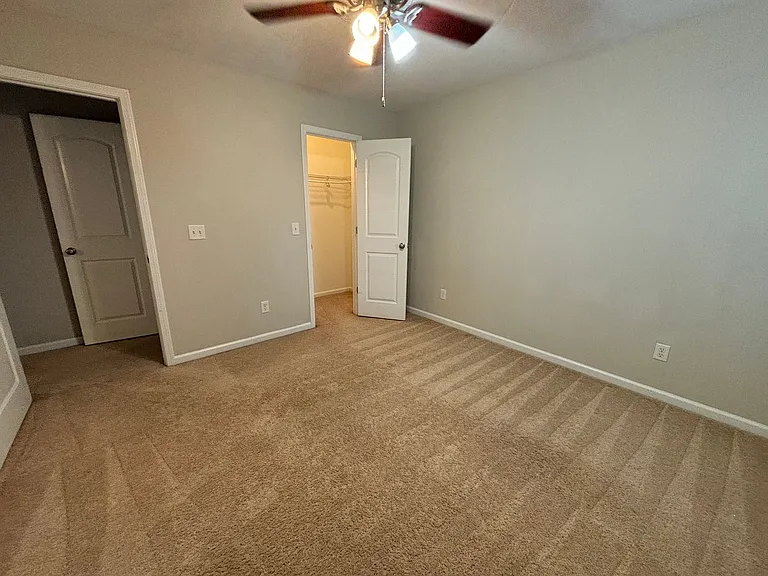 408 Abe Cir — Photo 24