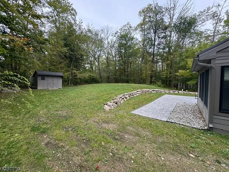 24 Lakeview Point Ave — Photo 24