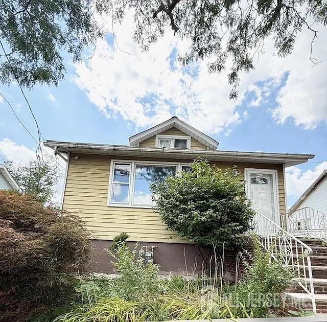 424 S 8th Ave photo 1