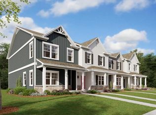 1525 Stanford Ln, Newport News, VA 23608