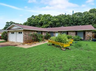 2607 Buffalo Dr, Arlington, TX 76013