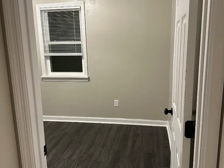 11 Bedroom 1