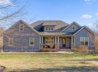 280 Pine Ridge Dr, Signal Mountain, TN 37377