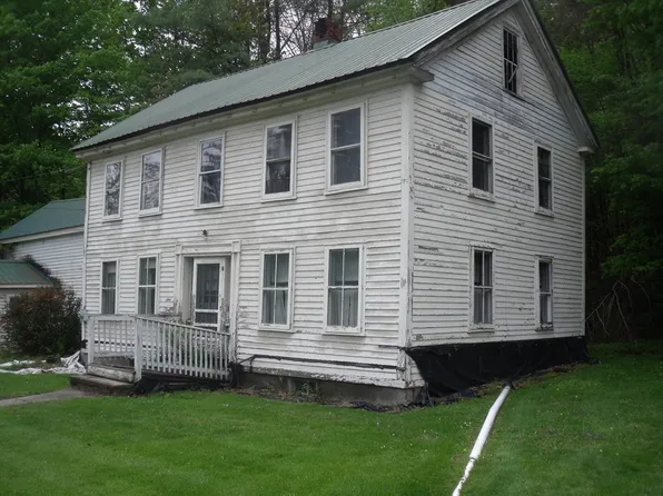 35 Goshen Rd, Williamsburg, MA 01096
