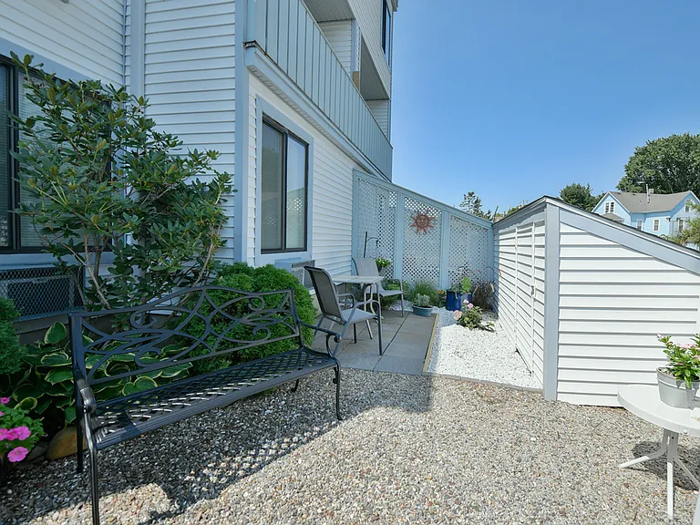2 Hamre Ln #2 — Photo 4