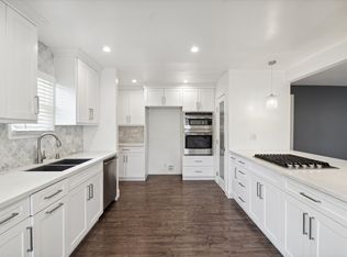 10653 Oro Vista Ave, Sunland, CA 91040