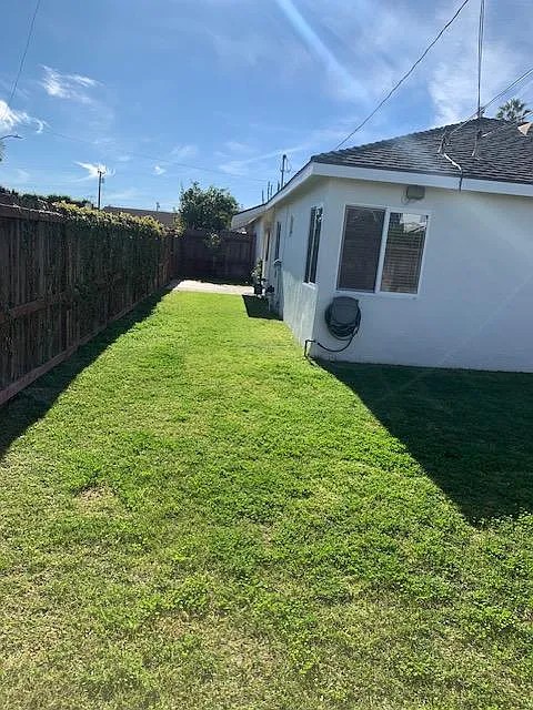 3 bed, 1000 sqft, $4,200 — Photo 4