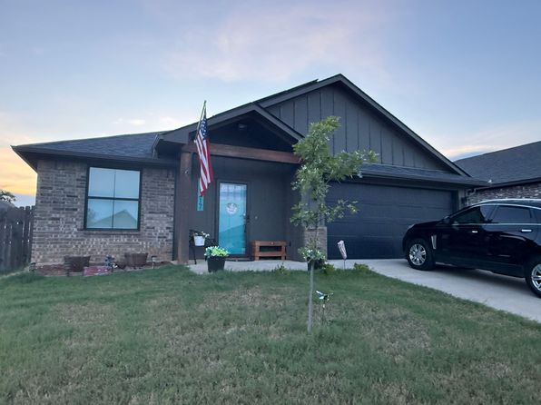 17217 Crossing Cir