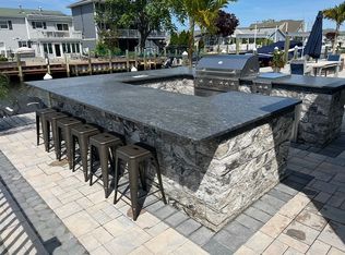 19 Drake Way, Toms River, NJ