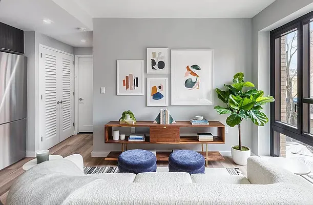 Rented by Compass | media 9