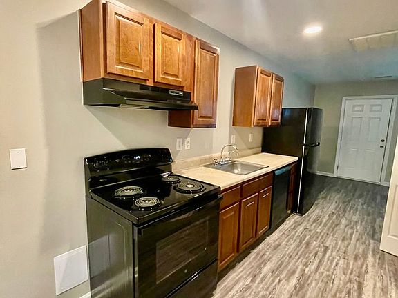 3rd image of 2212 Catherine Simmons Ave APT B
