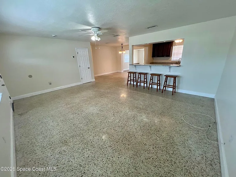 15 Vida Way — Photo 3