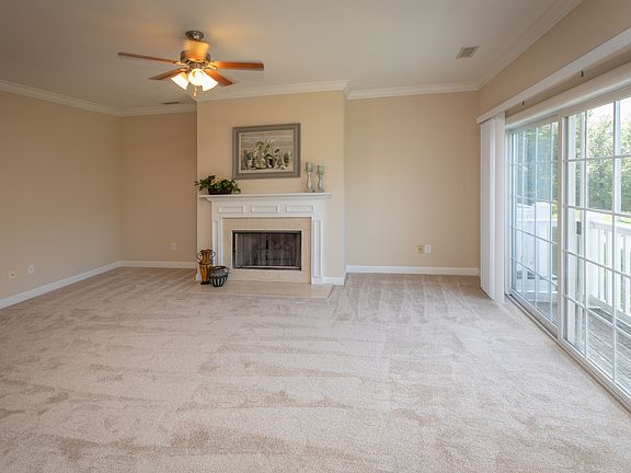 5th image of 715 Windberry Ct