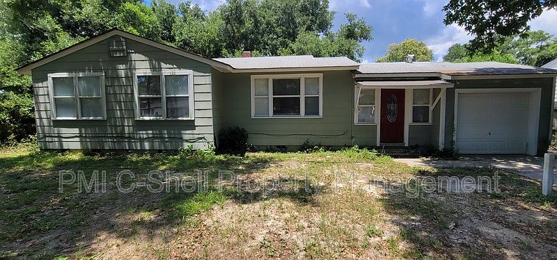1st image of 216 Marine Dr