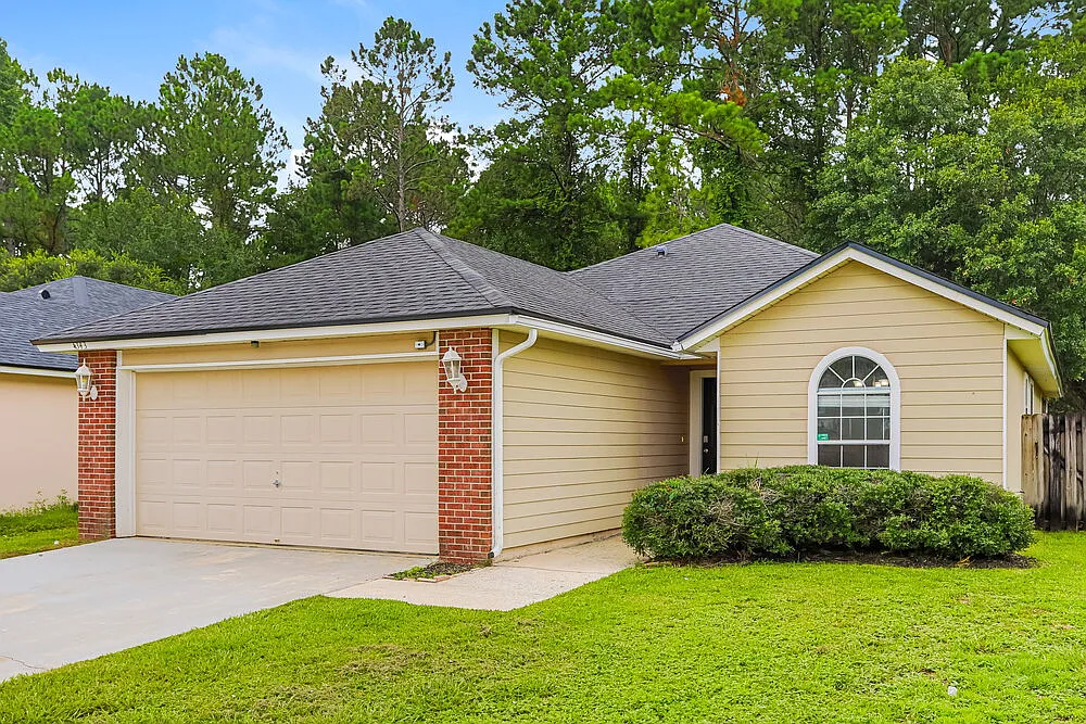 3 bed, 2.0 bath, 1544 sqft, $2,590 — Photo 3