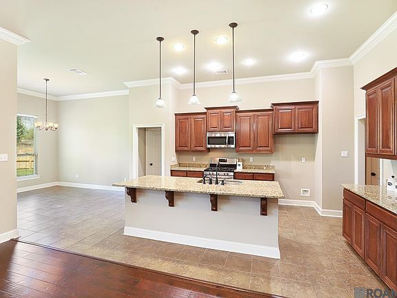 4th image of 13283 Crownridge Dr