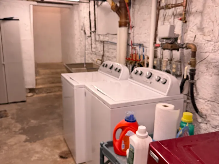 725 Holter St #2 — Photo 10