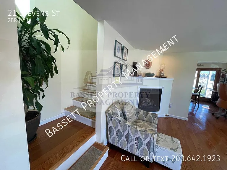 21 Stevens St — Photo 11