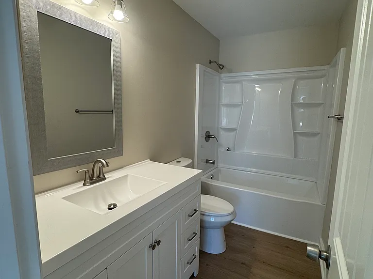 17 Springside Ave — Photo 6