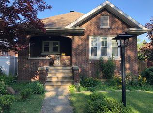 1084 S Poplar Ave, Kankakee, IL 60901