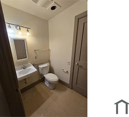 633 W Washington St #102 — Photo 13