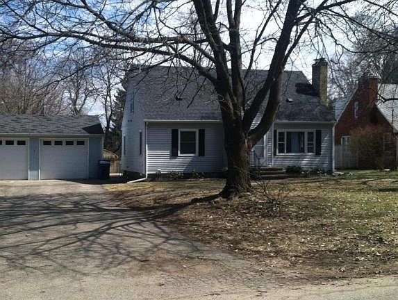 4th image of 312 N Lauderdale Dr