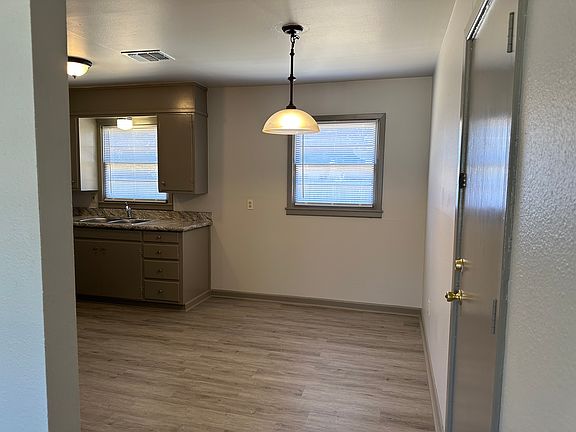 Dinning Room / Kitchen