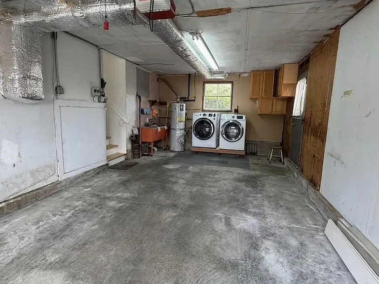 1064 Gilman Dr — Photo 17