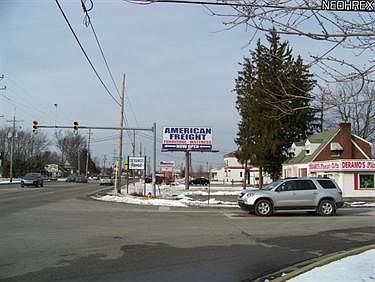 4th image of 6201 South Ave