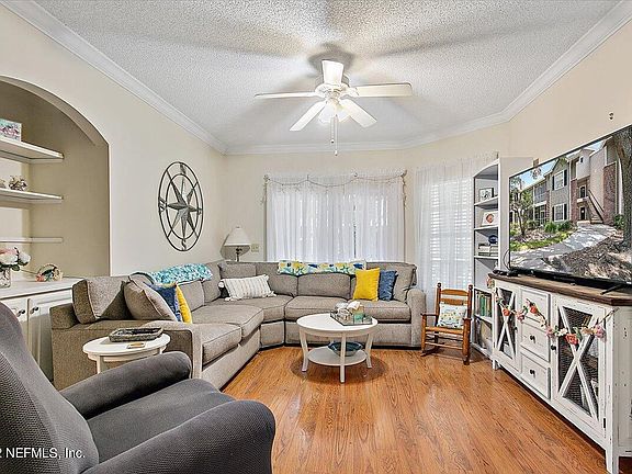 5th image of 10000 GATE Parkway #114