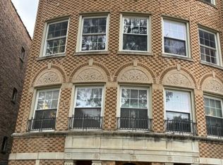 6307 N Talman Ave #B, Chicago, IL 60659