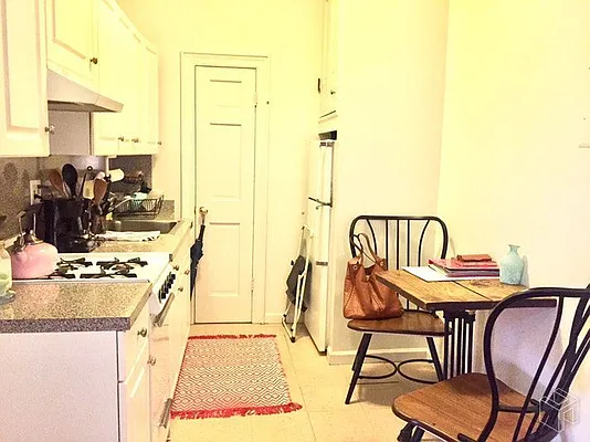 Rented by Gazal International Brokerage Group | media 19