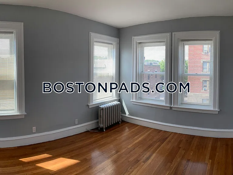 9 Park Vale Ave #12 — Photo 5