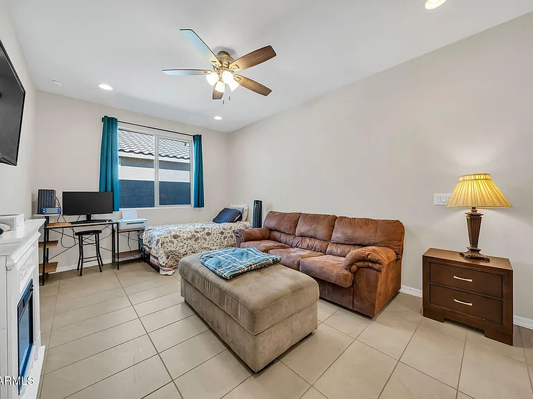 17605 W Medlock Dr — Photo 14