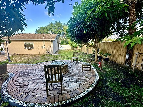 4th image of 11298 73RD AVENUE N