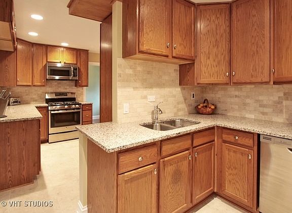 3rd image of 1047 Crane Blvd