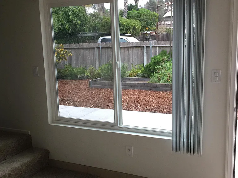 562 Hermes Ave — Photo 5