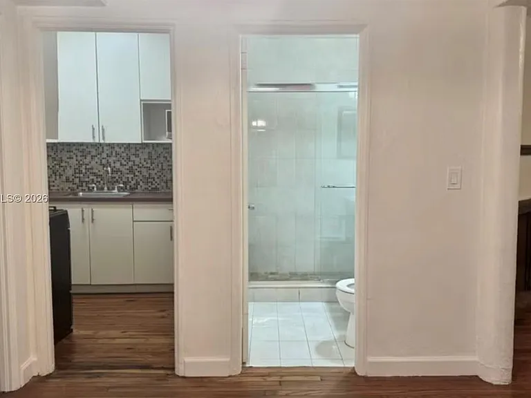 751 Euclid Ave #2 — Photo 3
