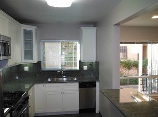 102 N Hayworth Ave APT 3, Los Angeles, CA 90048