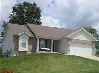 255 Allison Ln, Winfield, MO 63389
