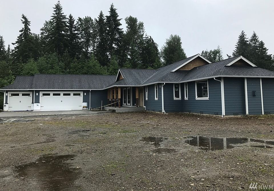1st image of 4528 372nd St E