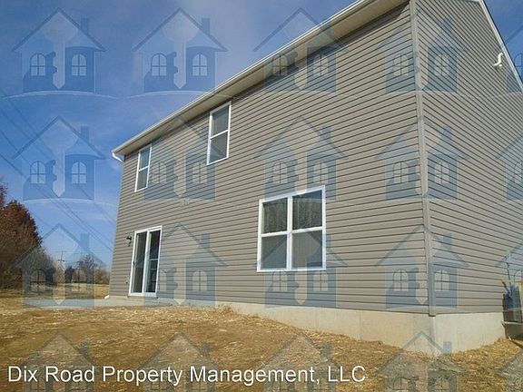2nd image of 215 Wexford Dr
