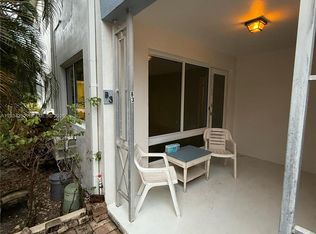 Lakeside Apartments, Pompano Beach, FL 33062